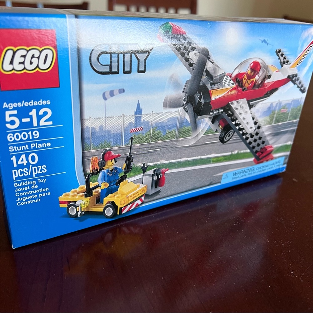 Lego City 60019, Stunt Plane Building Toy set. Box and manual included